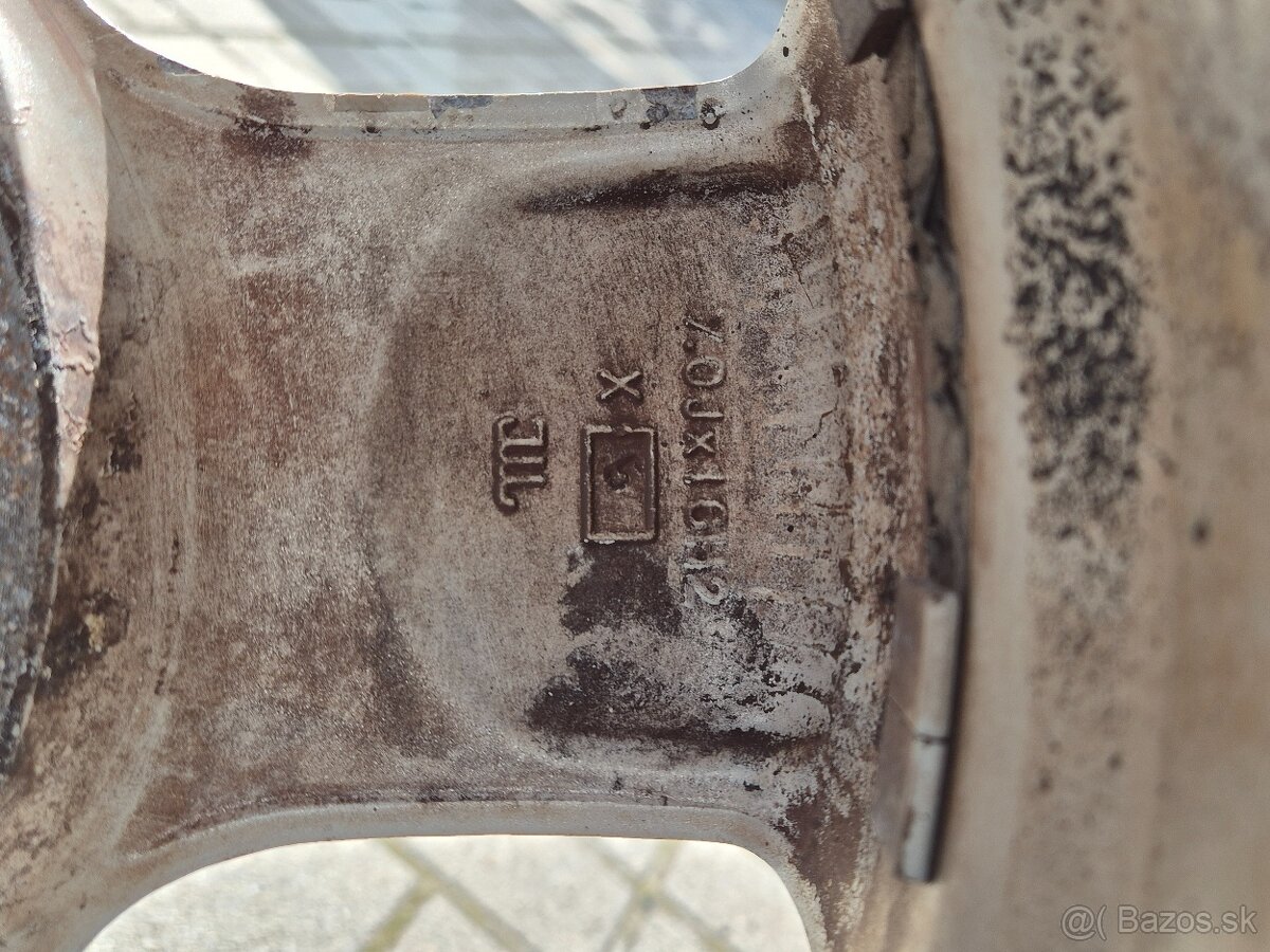 Hyundai IX 35 disky s letnými pneu - 8