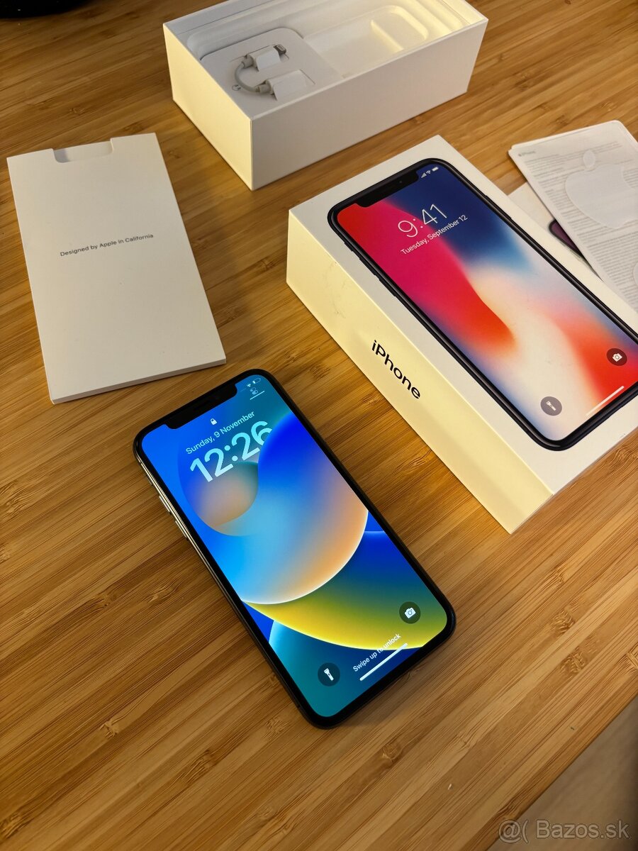 Apple iPhone X 64GB - 8