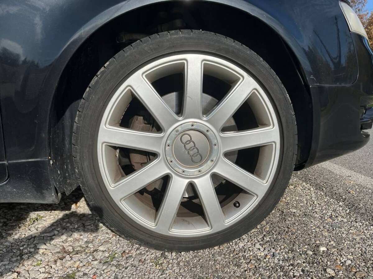 Audi A4 2.0 TFSI Quattro S-Line - 8