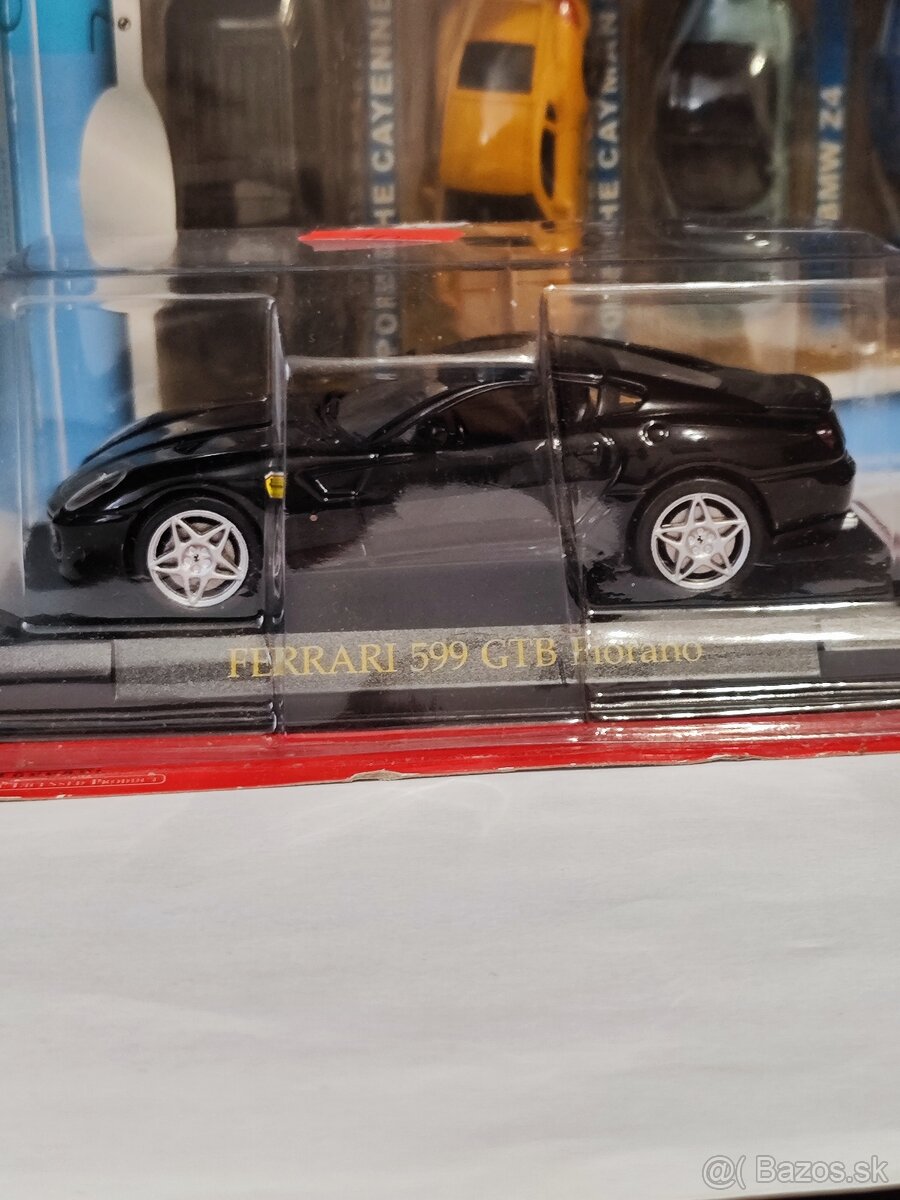 Ferrari a Dacia modely - 8