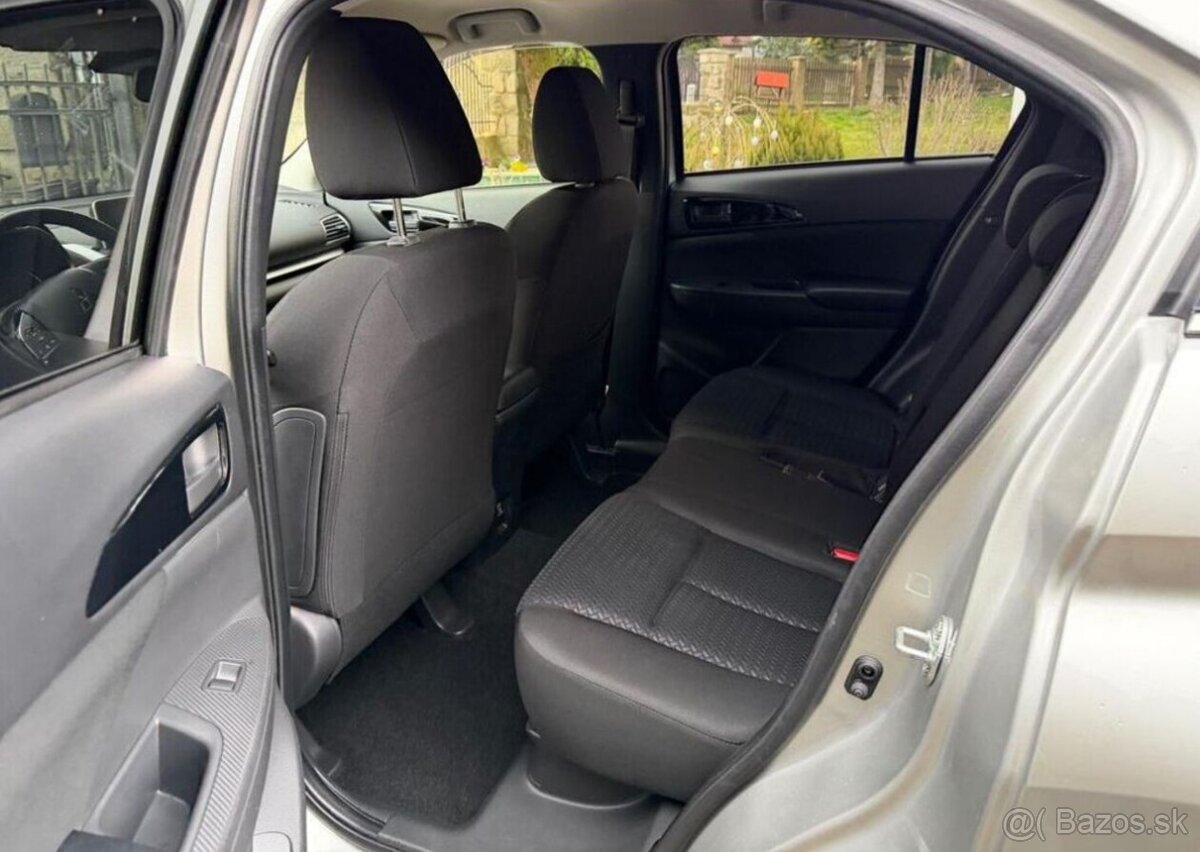 Mitsubishi Eclipse Cross 1,5T-i Active ,automat , Tažné - 8