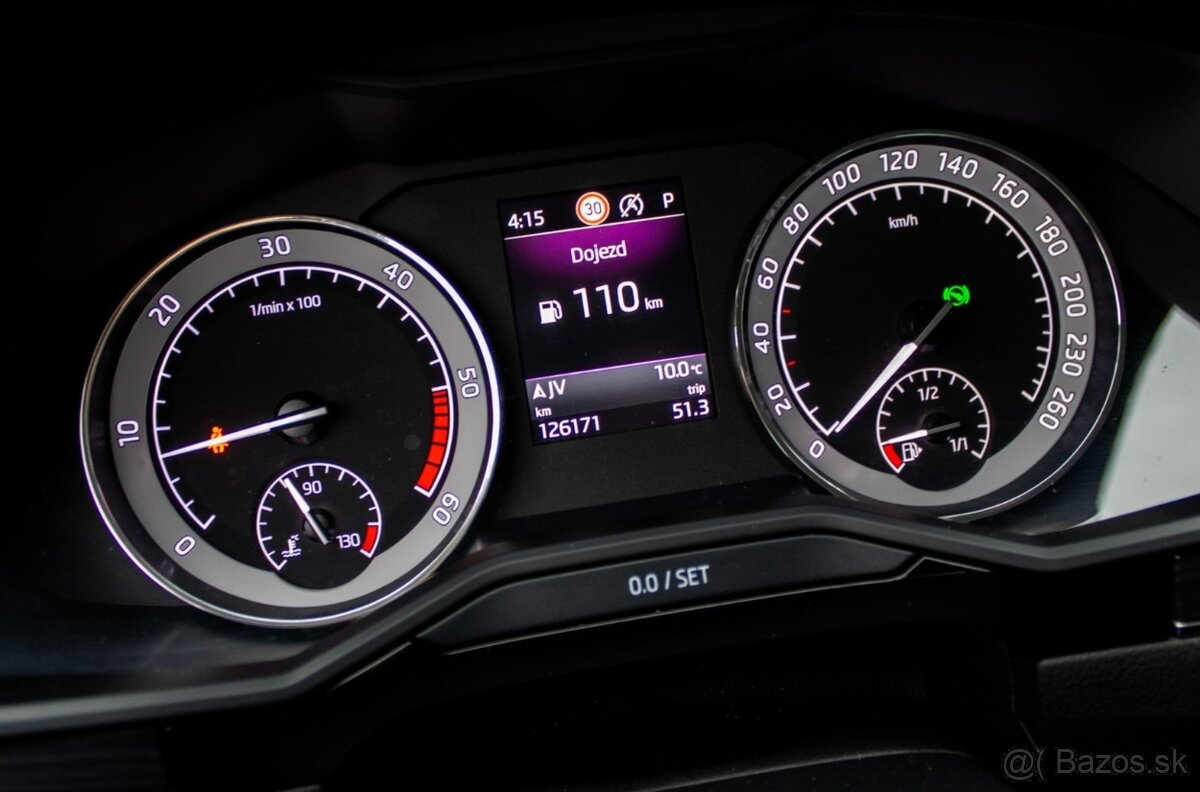 Škoda Superb Combi 2.0TDI DSG automat - 8