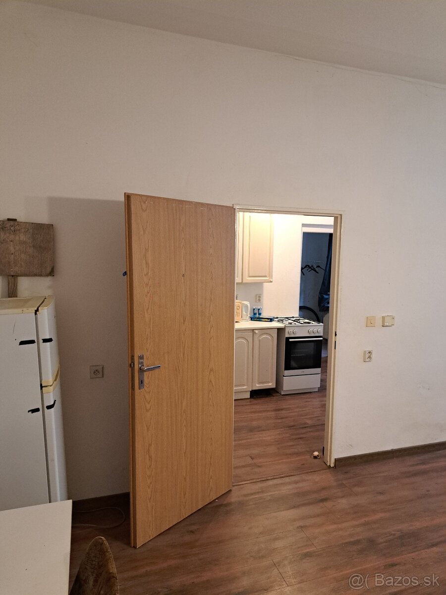 Na prenájom ateliér Staré mesto – foto 8
