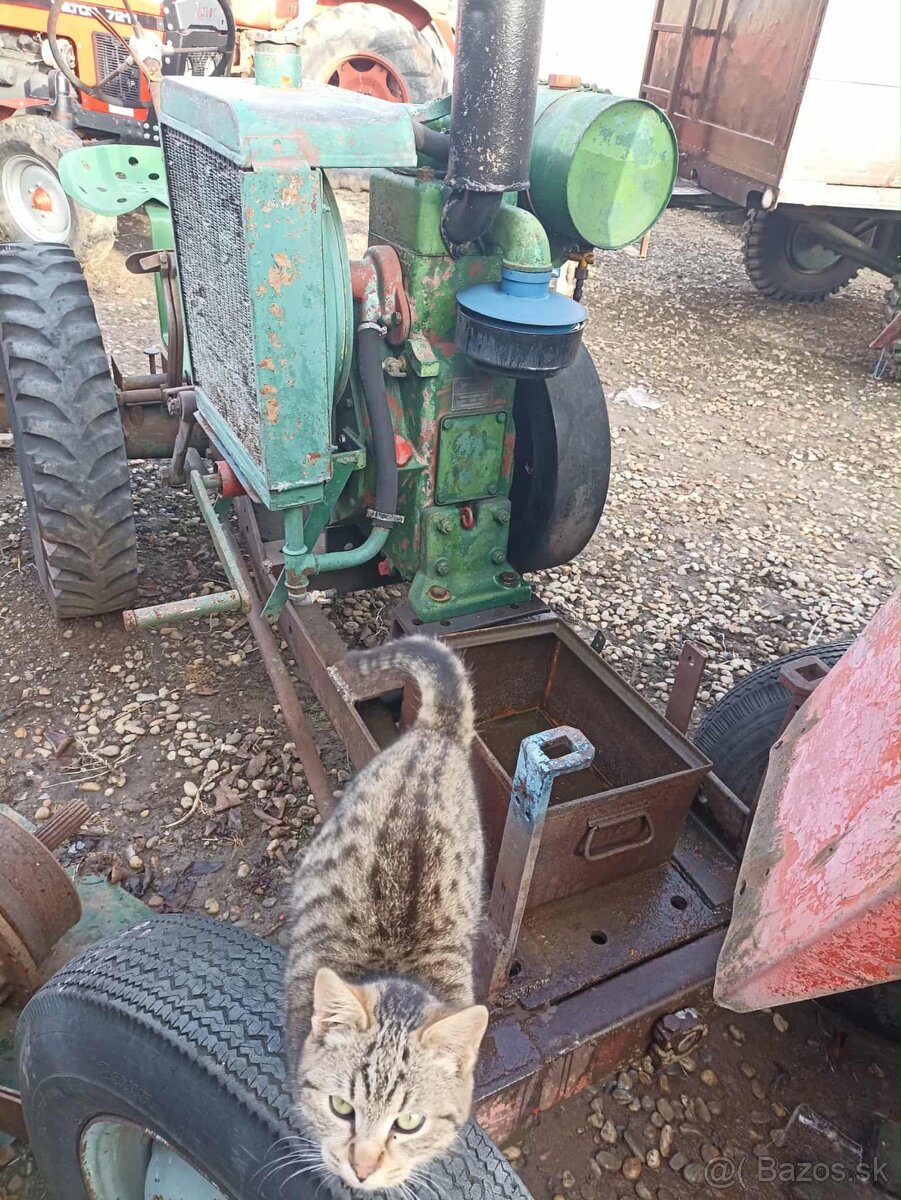 Traktory Svoboda 15 - 8