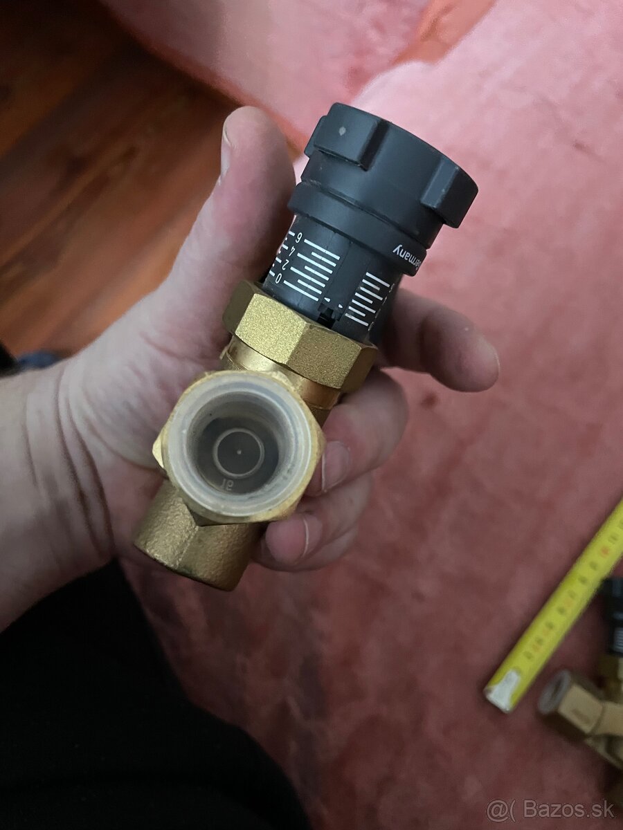 Termostaticky regulacny ventil (2x) - 8