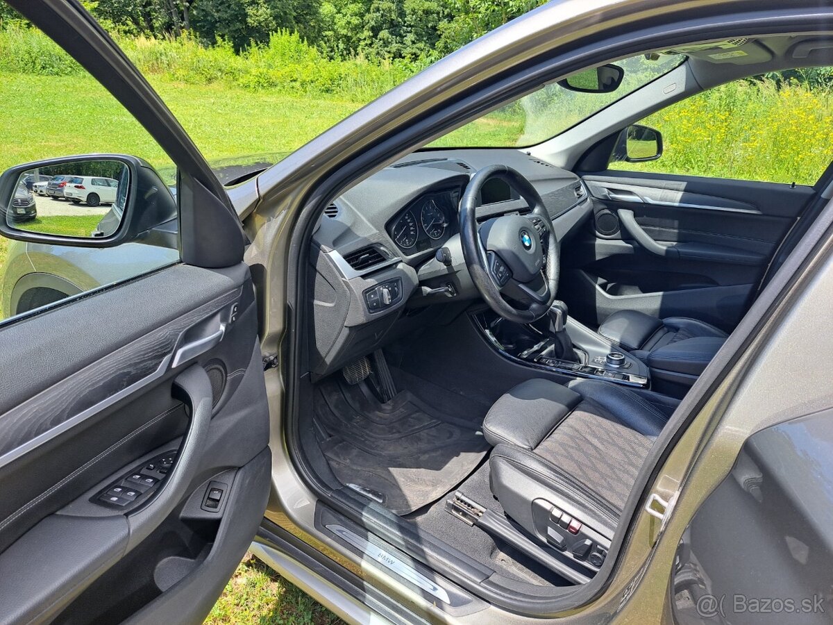X1 xDrive 20i xLine A/T - 8