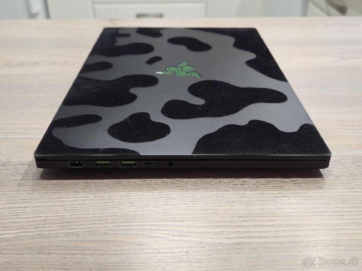Razer Blade 15 Advanced + 32GB RAM + 2 nabíjačky + krabica - 8