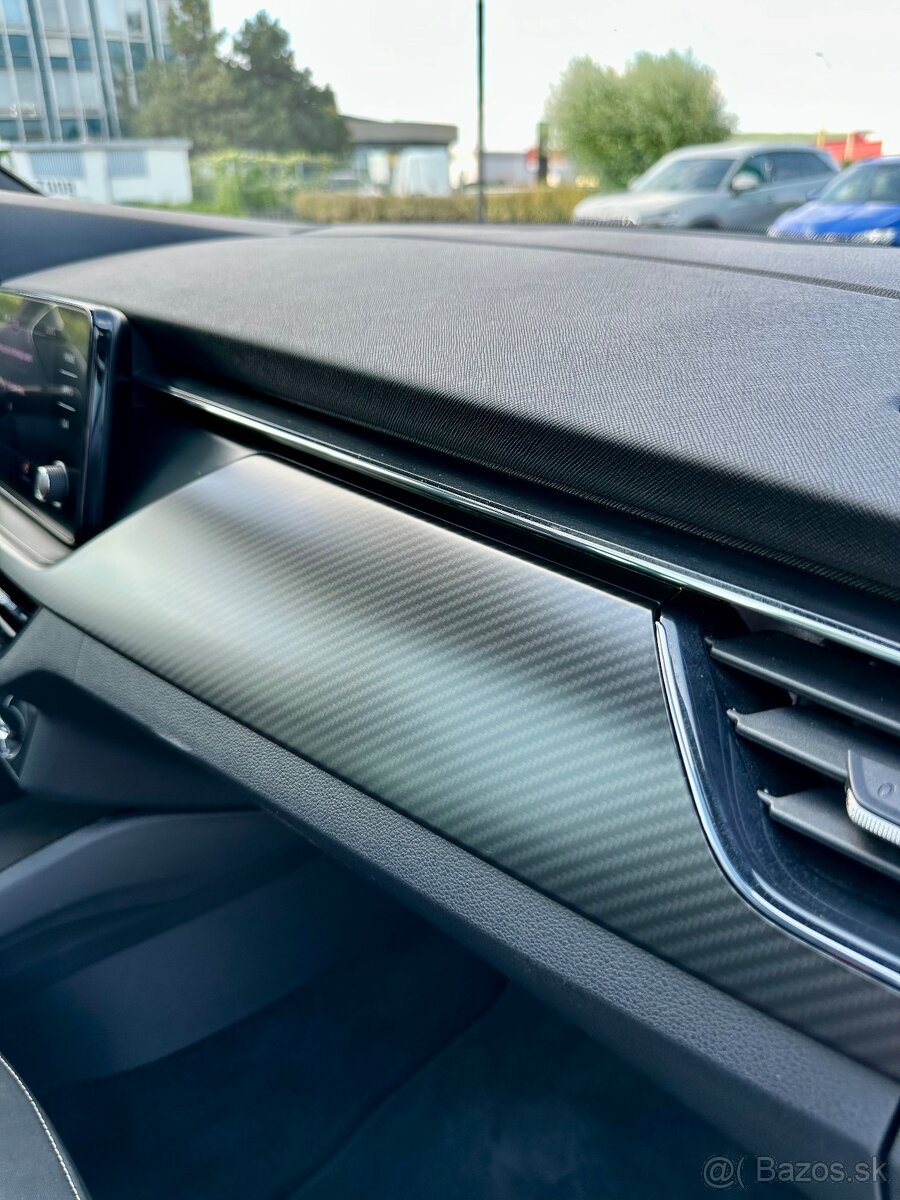 ŠKODA KAMIQ MONTE CARLO AUTOMAT 1.0 TSI DSG - 8