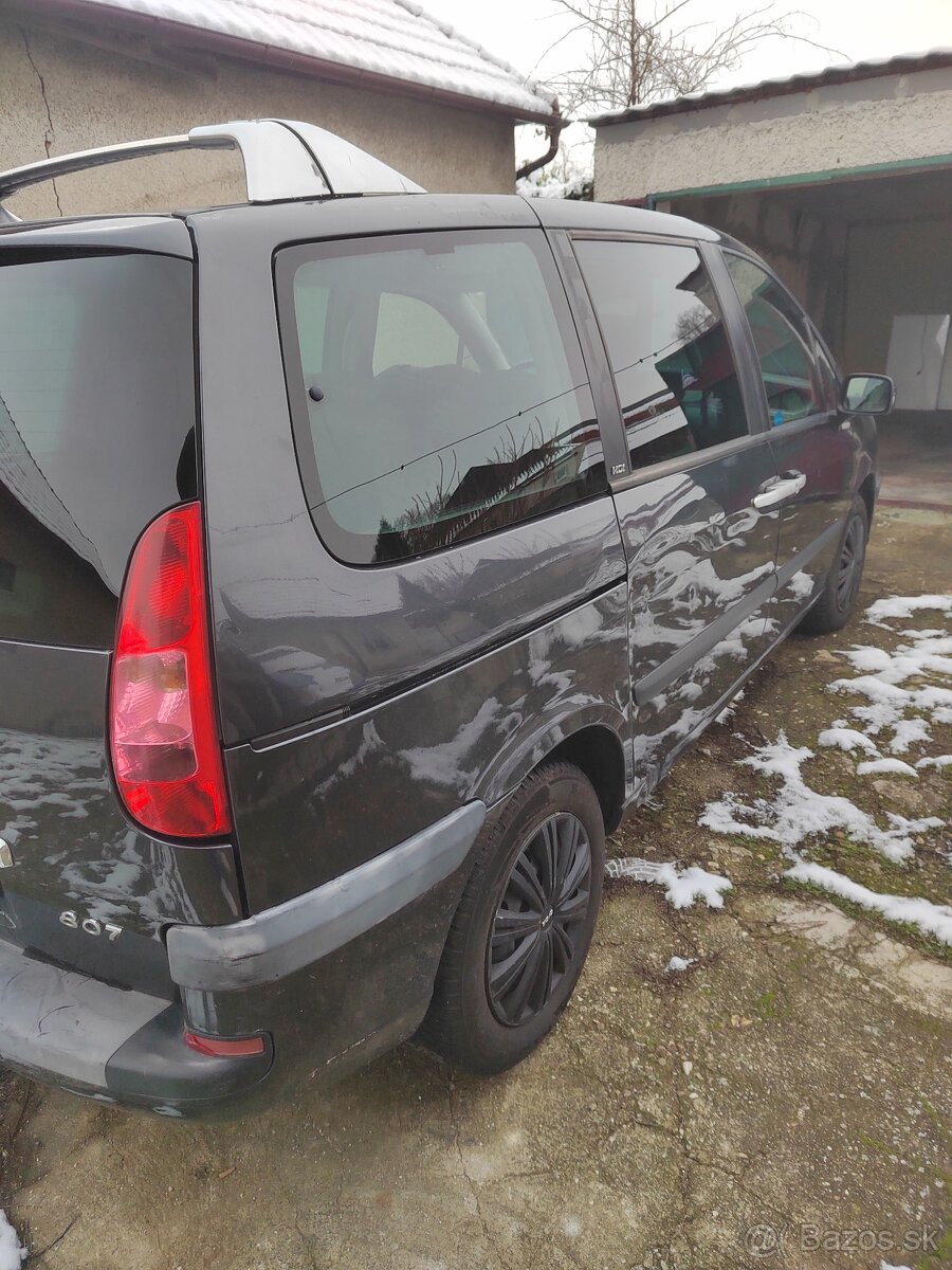 Predám Peugeot 807 hdi 2.0 100kw - 8