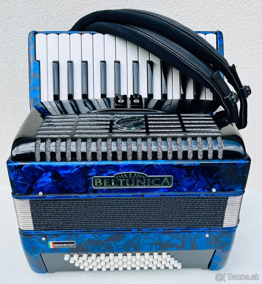 Predám nový akordeón BELTUNICA Vivaldi- De Luxe 60 basový- n - 8