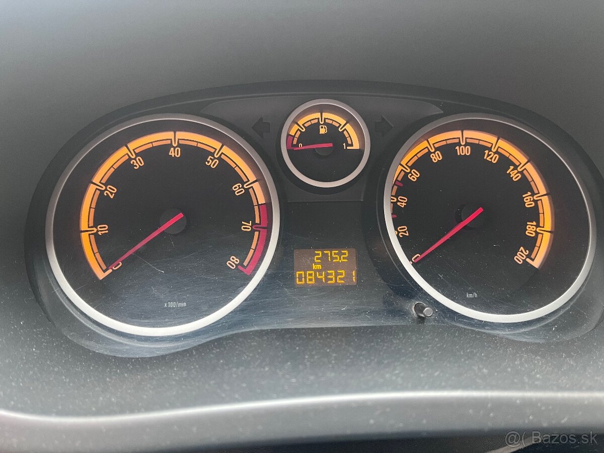 Opel corsa 1.2 12v benzin - 8