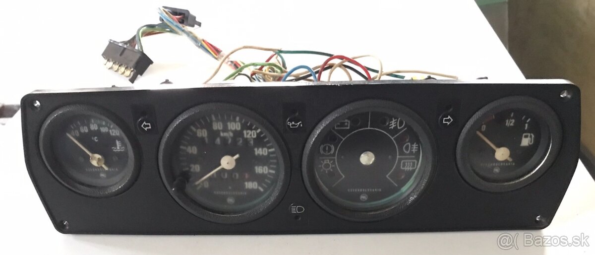 Prístrojovka Škoda - 8