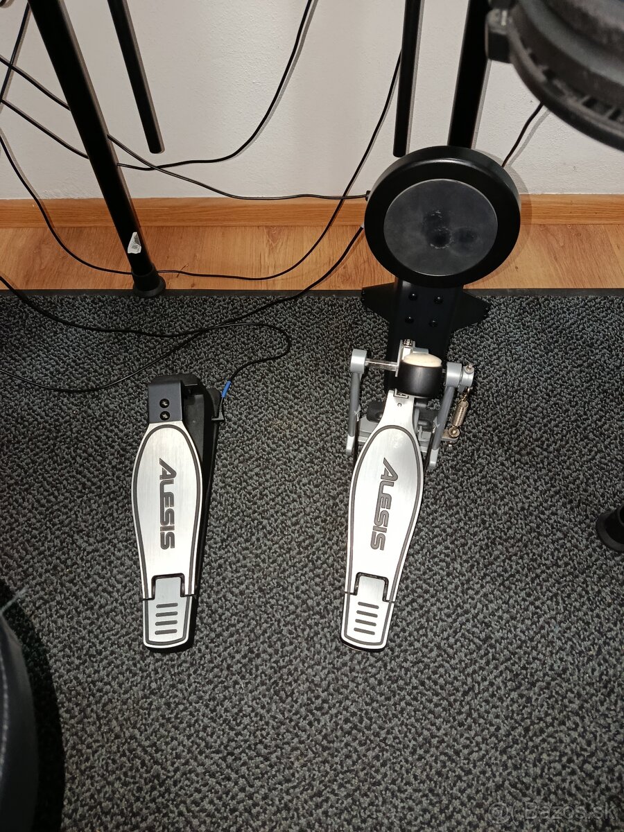 Bicie alesis - ako nové - 8