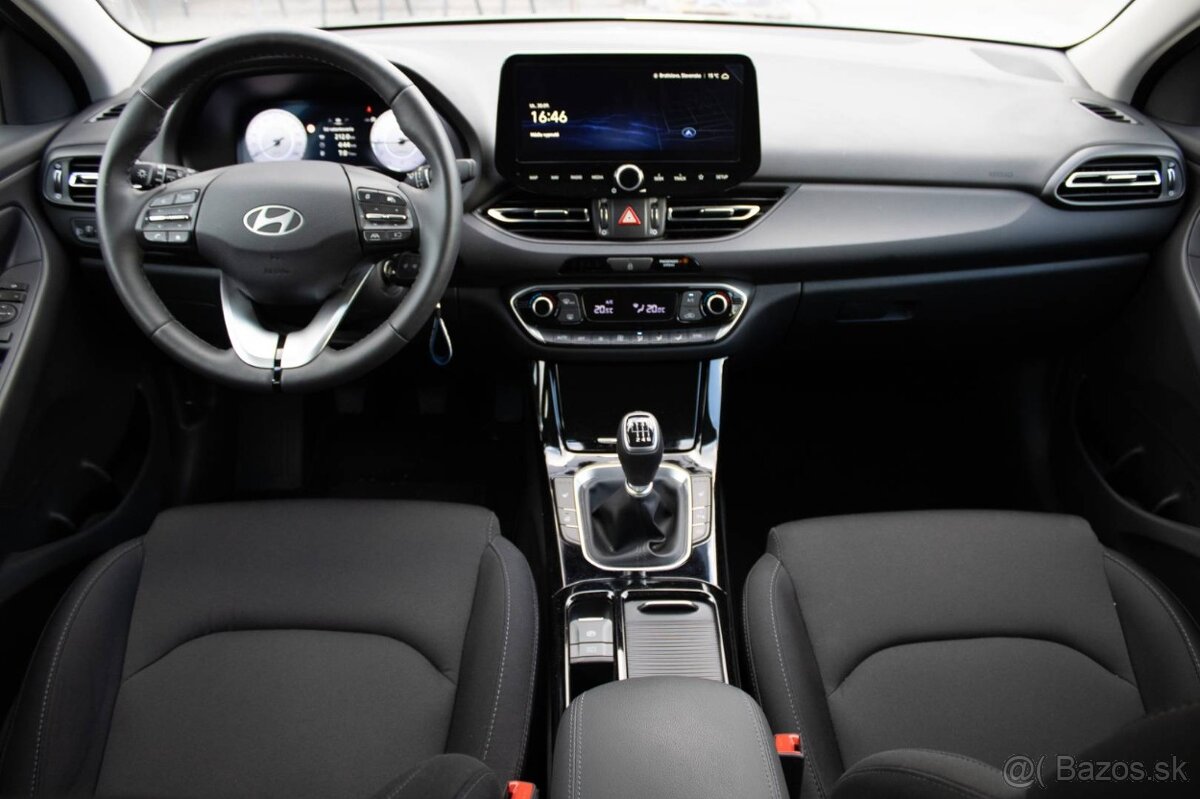 Hyundai i30 CW 1.5i DPi Comfort, odpočet DPH - 8