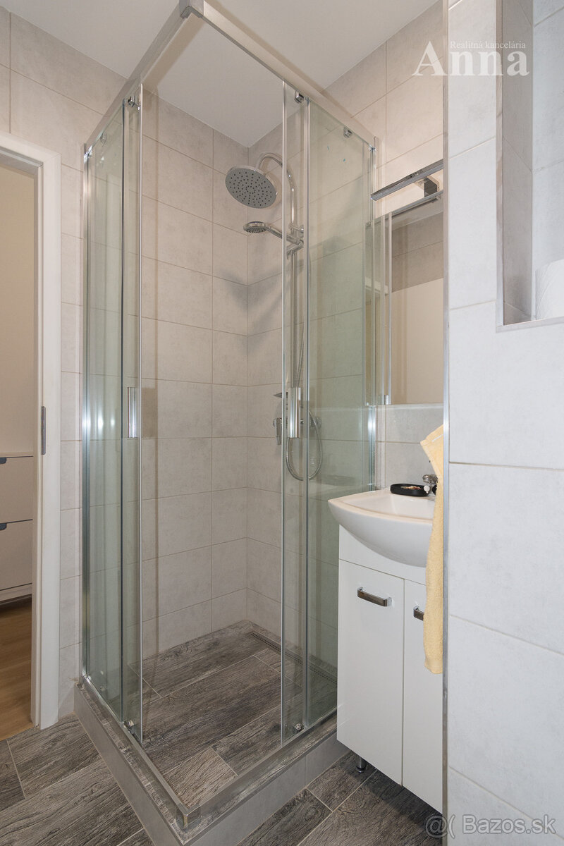 Gars. - Jašíkova ul. (po rekonštrukcii) - 8