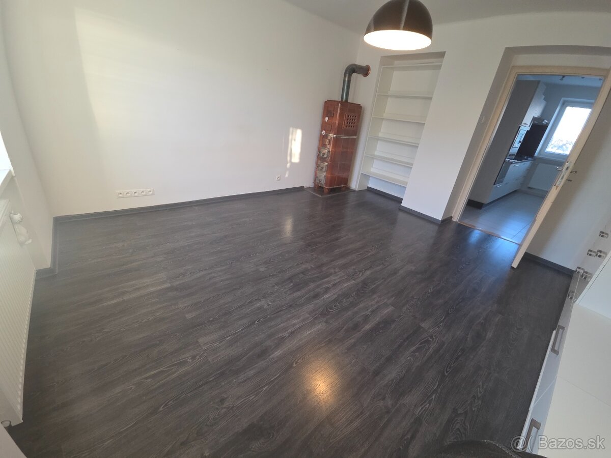 Na predaj 2 izbový byt s balkónom v Poprade centrum - 8