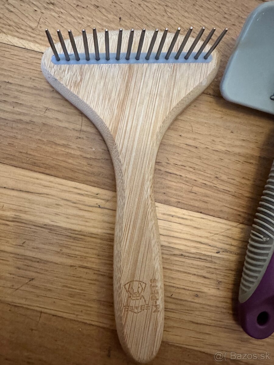 Kefy a hrebene pre psa a mačky - 8