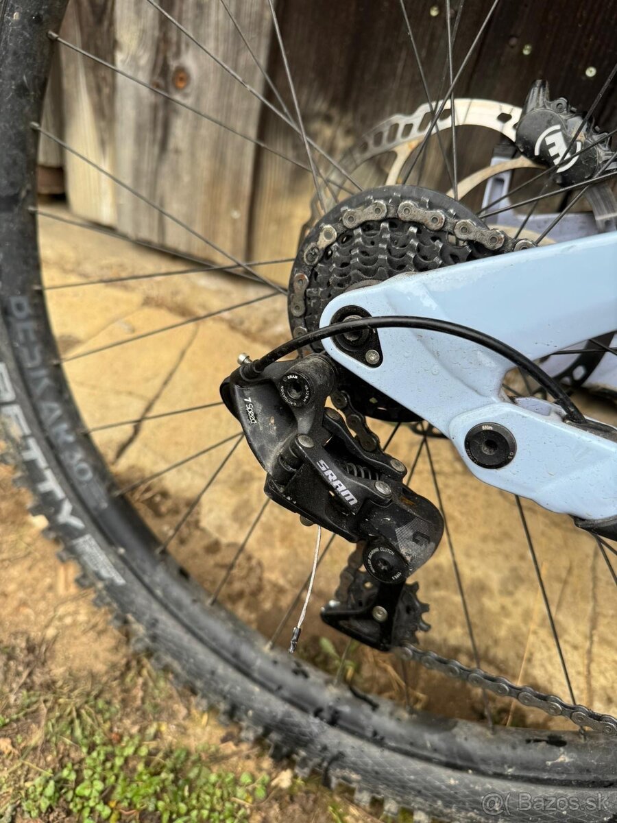 Cube two 15 race 2025 downhill bicykel - 8