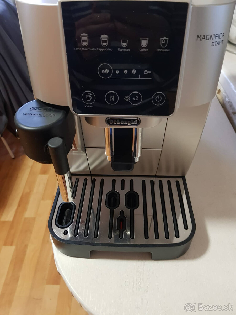 Kvalitný kávovar De’Longhi Magnifica Start - 8