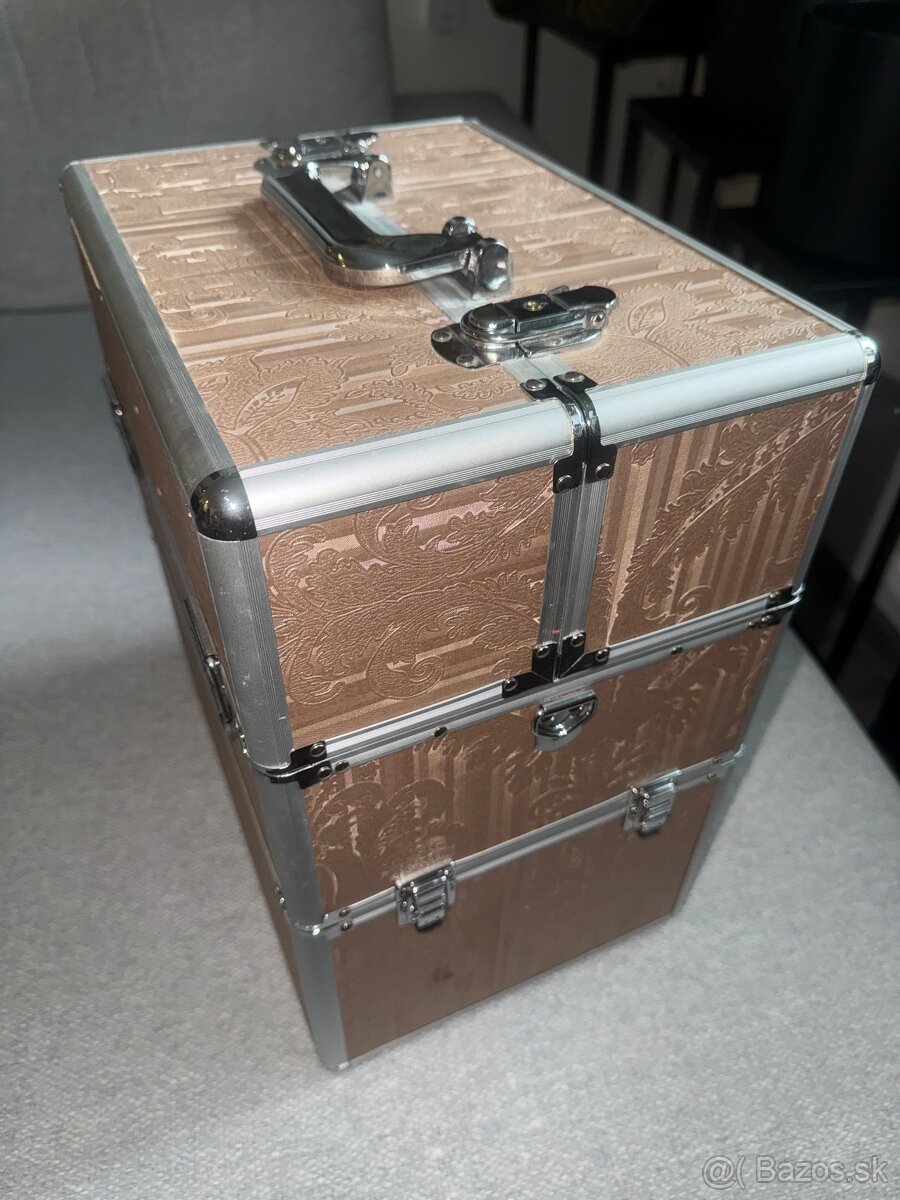 Kozmetický kufor - 8
