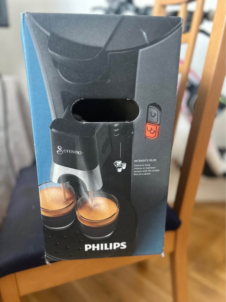 Coffee machine - Philips Senseo + extra refillable pads - 8