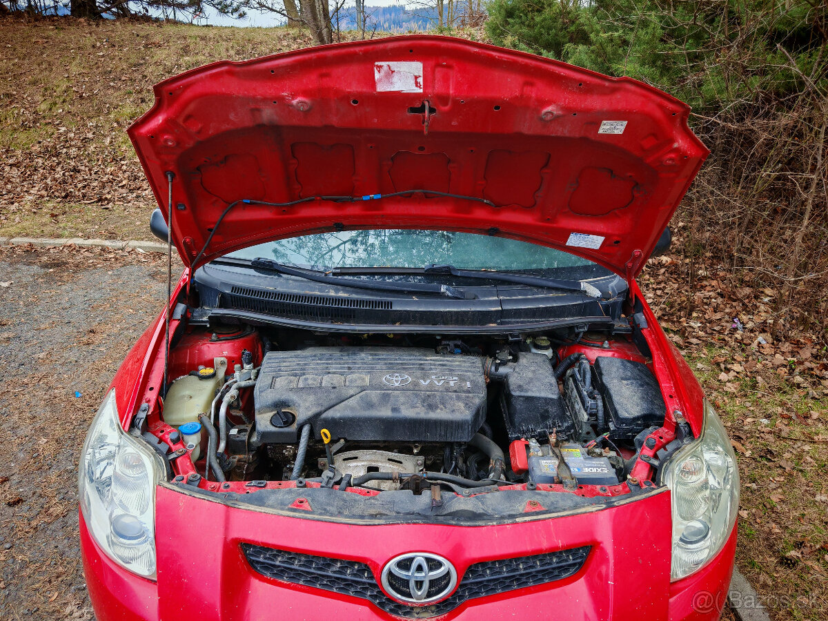 Toyota Auris 1,33 2009 - 8