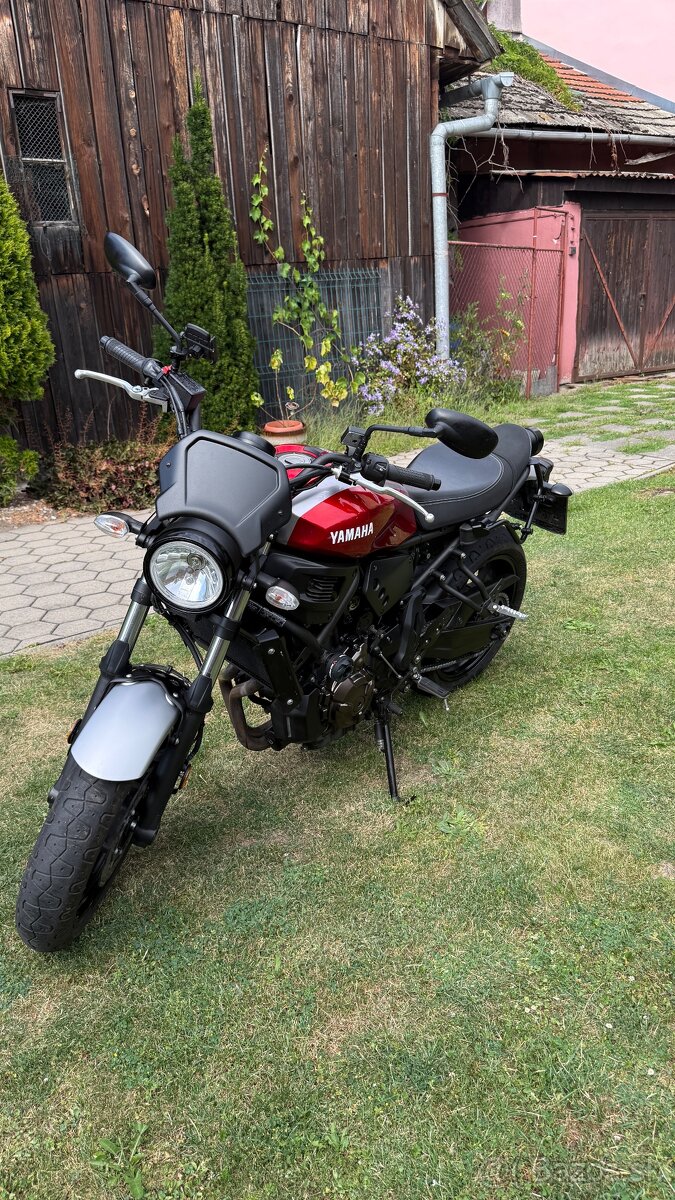 Yamaha XSR 700 - 8