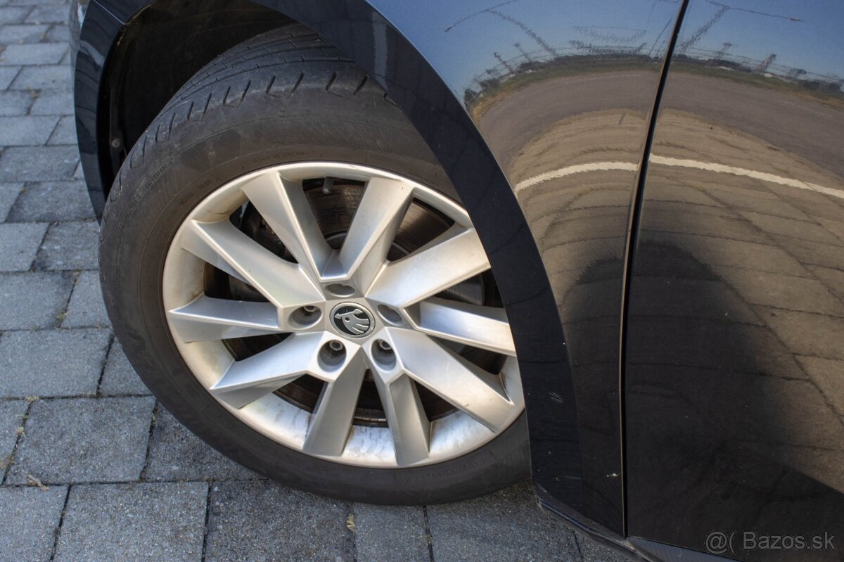 ŠKODA SUPERB 2.0 TDI STYLE DSG 2018 - 8