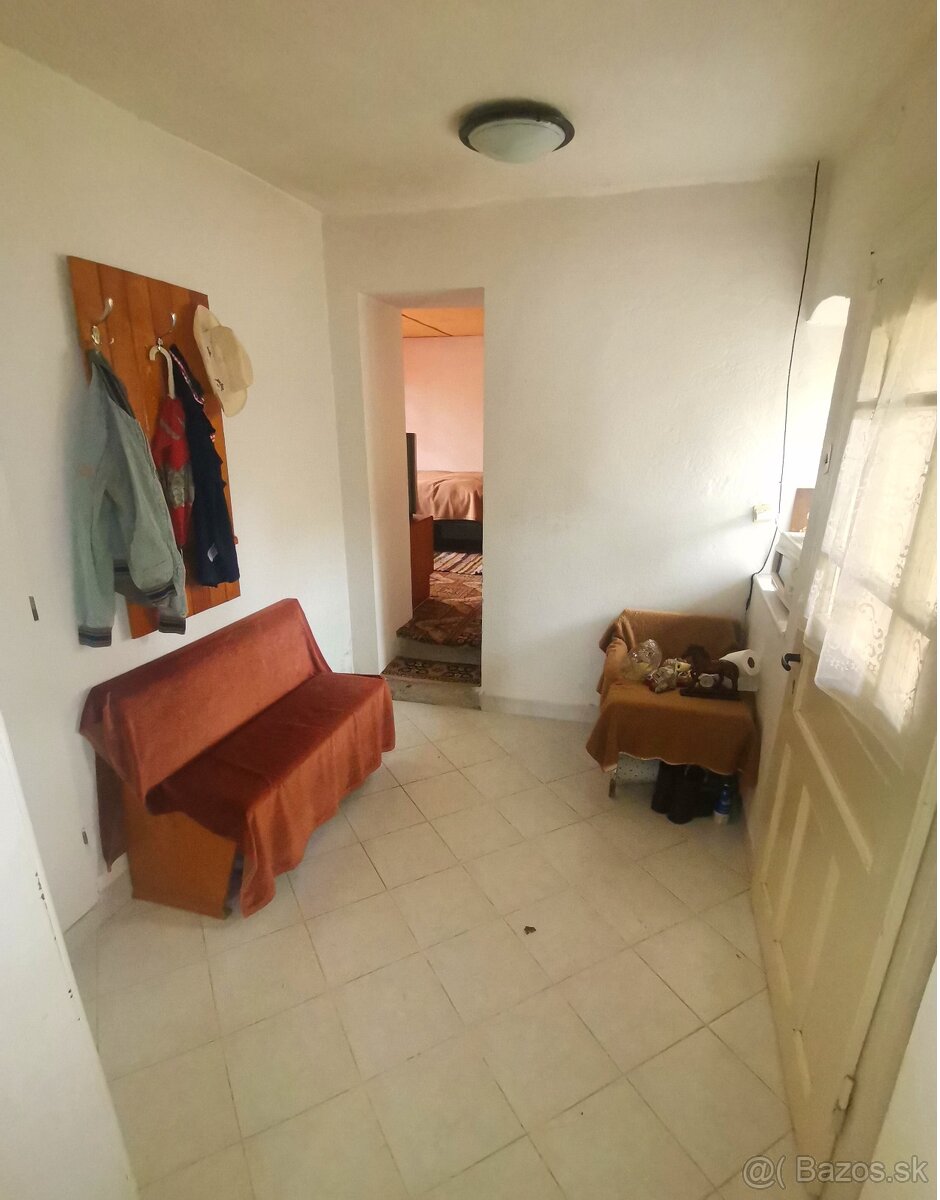 Predaj, rodinný dom v obci Lovinobana, okres Lučenec - 8