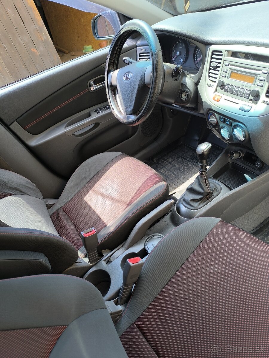 Kia Rio 1.4 71kW - 8