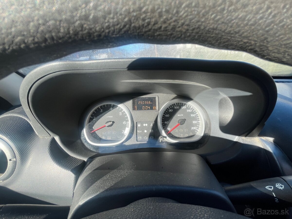 Dacia Duster 1.6 16V 4x2 Access - 8