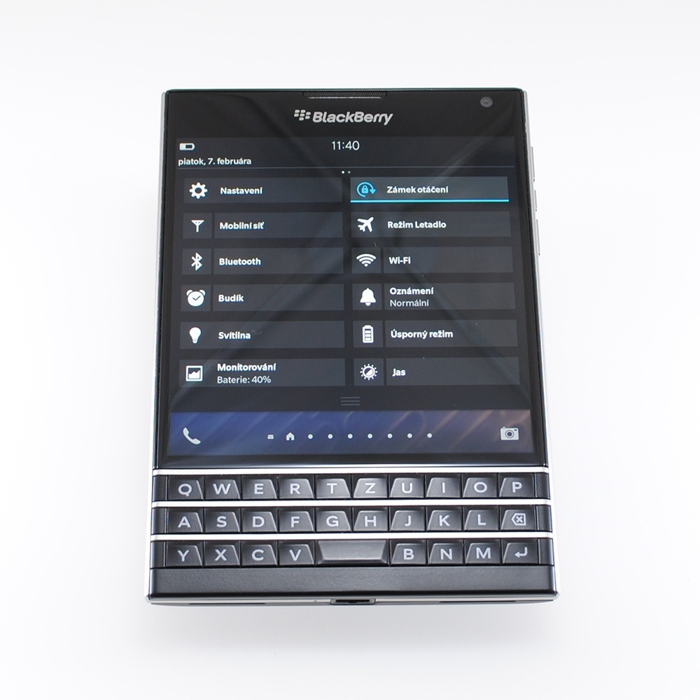 BlackBerry Passport - 8