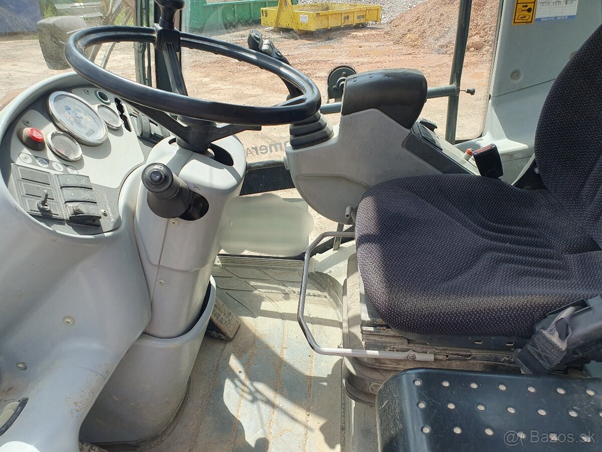 Kolesový nakladač Kramer Allrad 880 - 8