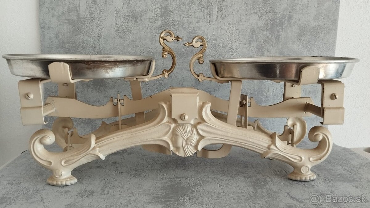 Staré 5kg dvoumiskové váhy po starší renovaci. Čitajte popis - 8