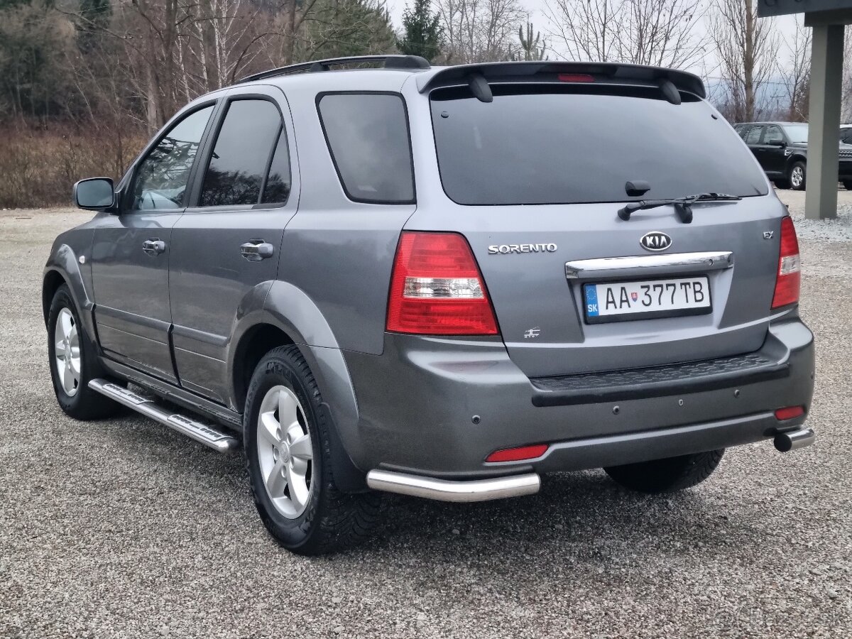 KIA SORENTO 2,4CRDi 4x4 FACELIFT - 8