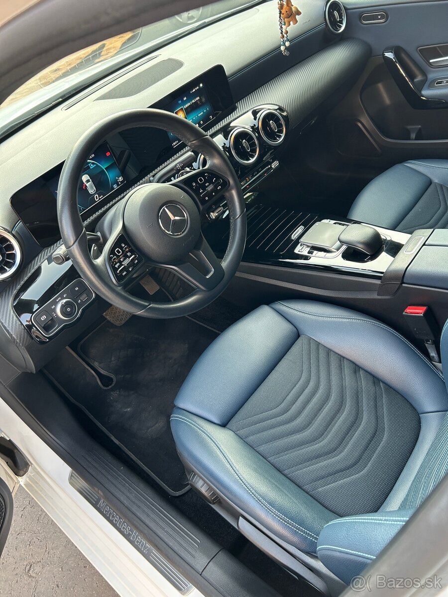 Mercedes-Benz A180 - 8