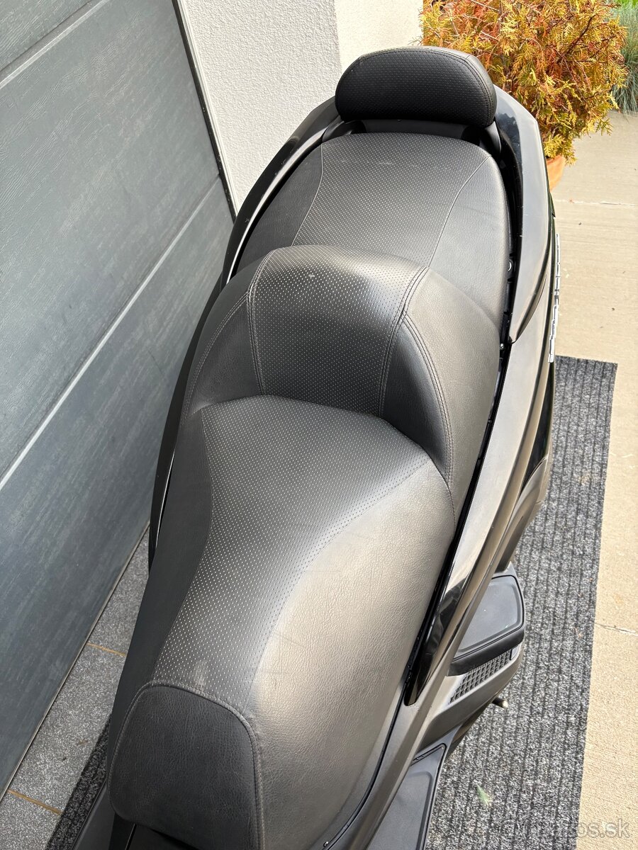 Yamaha Majesty 400 - 8