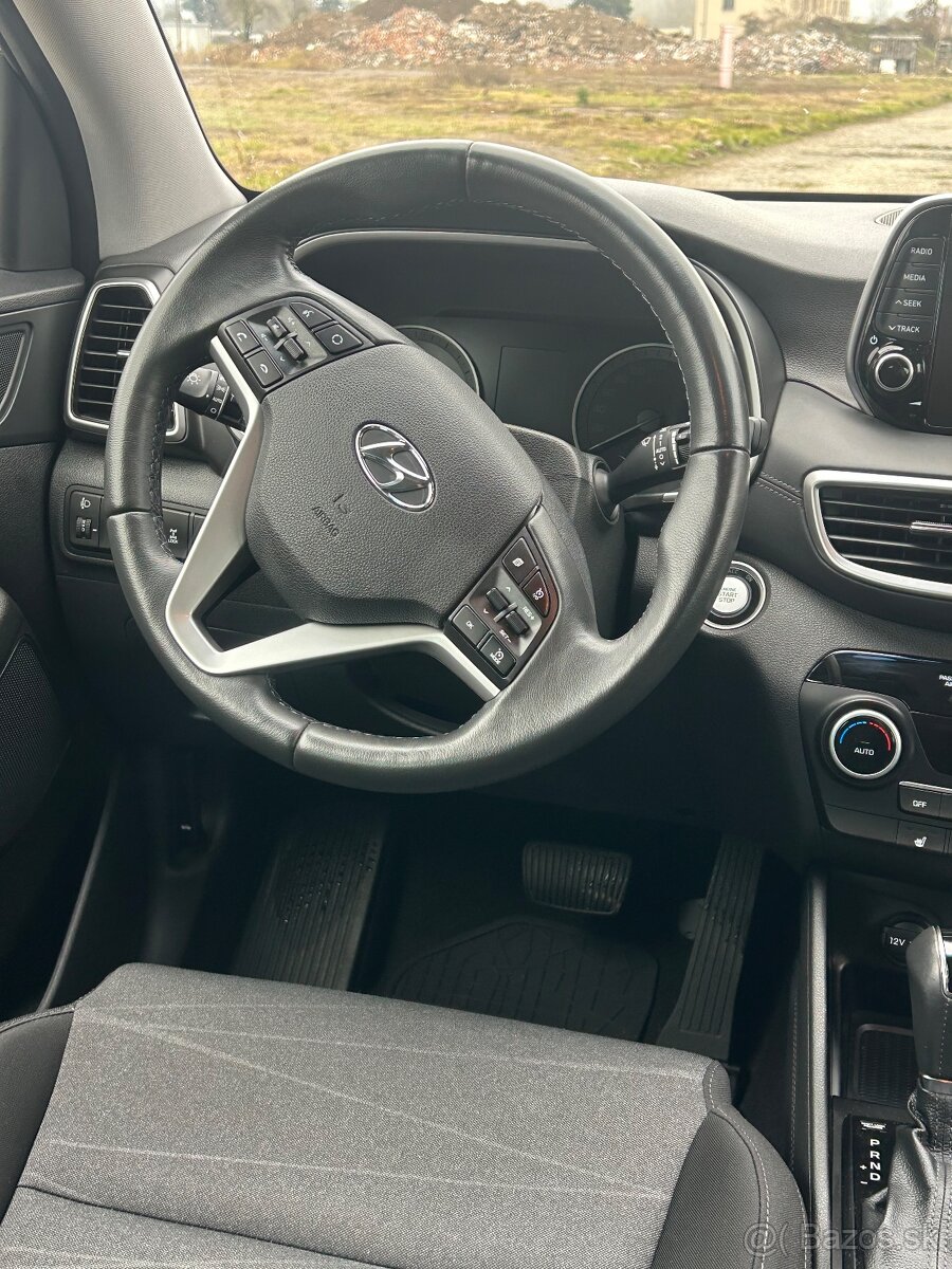 Hyundai tucson - 8