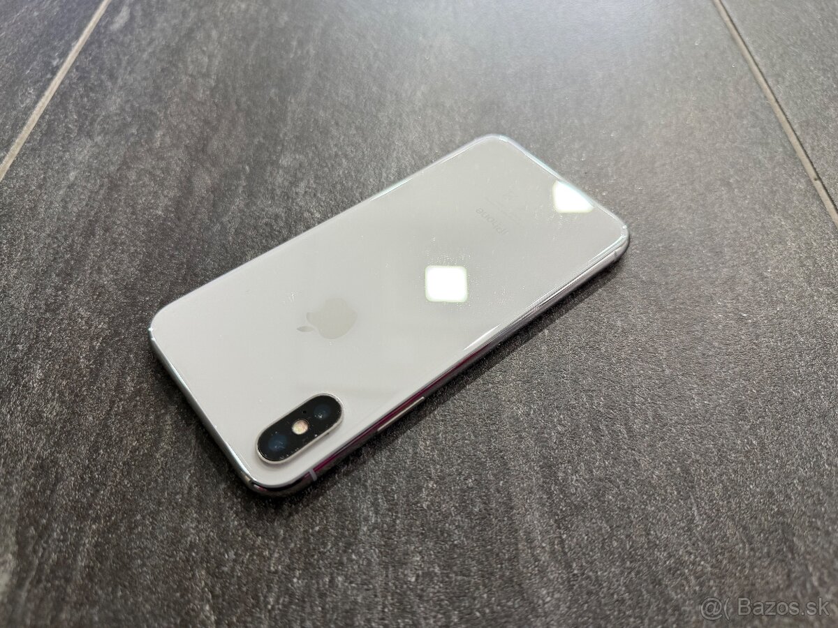 Apple iPhone X 64 GB Silver - 8