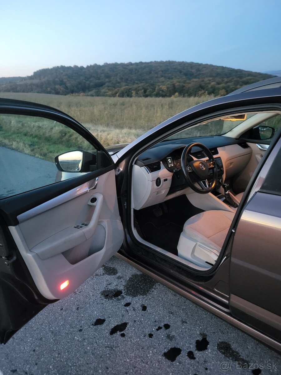 Skoda Octavia 3 1.6 TDi 77kw - 8