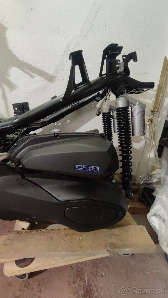 Honda ADV 350, 3/2023, nájazd do 1700 km. - 8