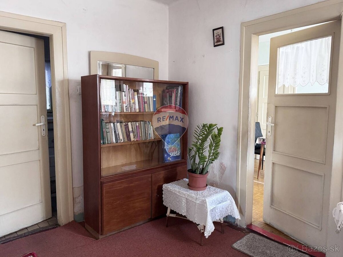 RE/MAX | Rodinný dom na predaj Šaľa-Veča s romantickým pozem - 8