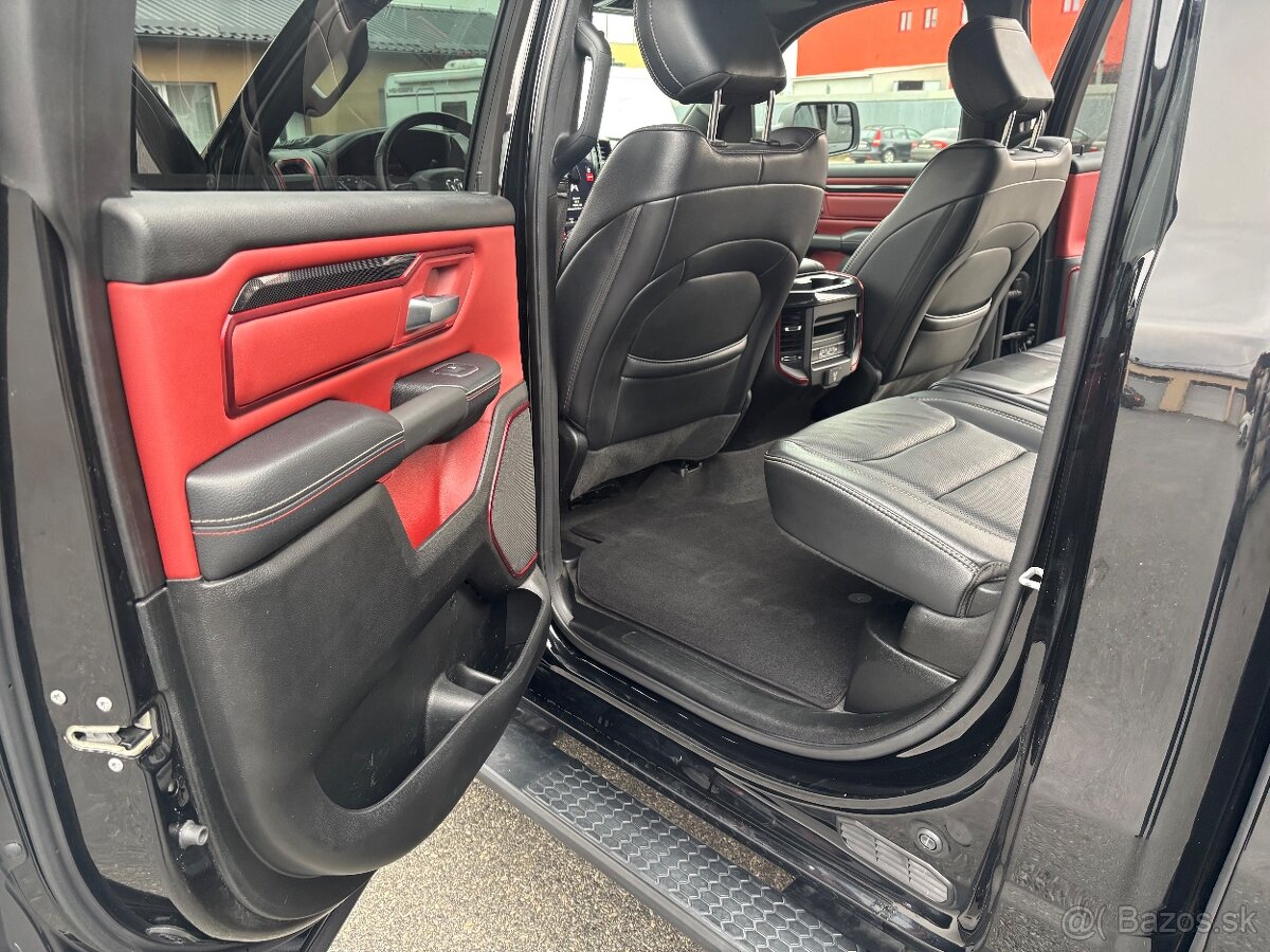 Dodge Ram 1500 REBEL - 8