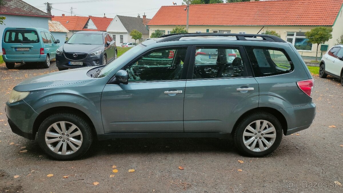 Subaru Forester 2.0 i 4wd - 8