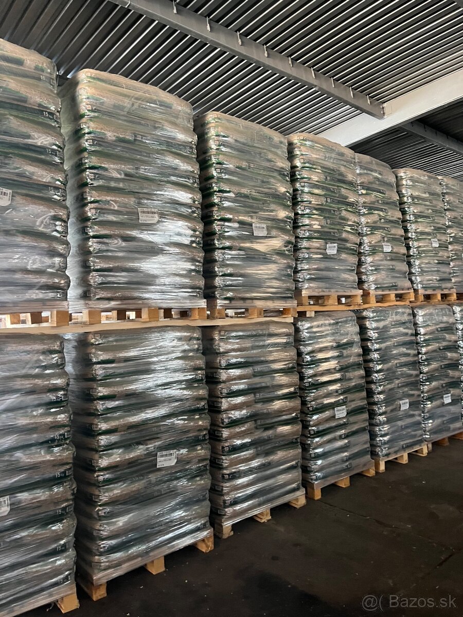 Brikety, pelety, pal. drevo. - 8