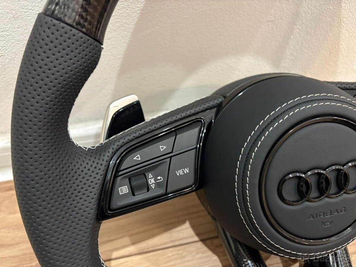 AUDI KARBON ŠPORTOVÝ PERFOROVANÝ ZKOSENY VOLANT - 8