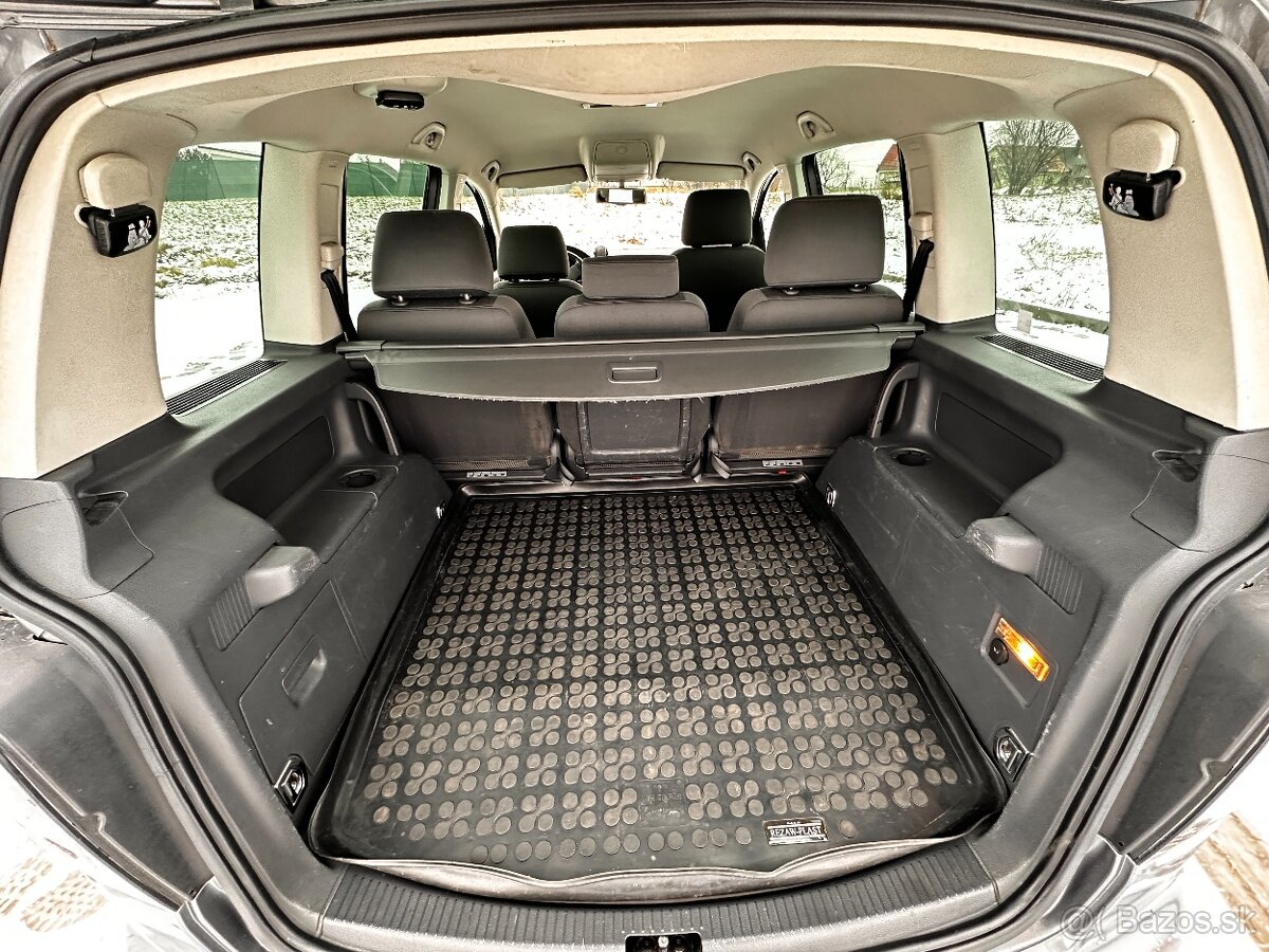 VW Touran 1T1 2.0 TDi 16V Highline - 8