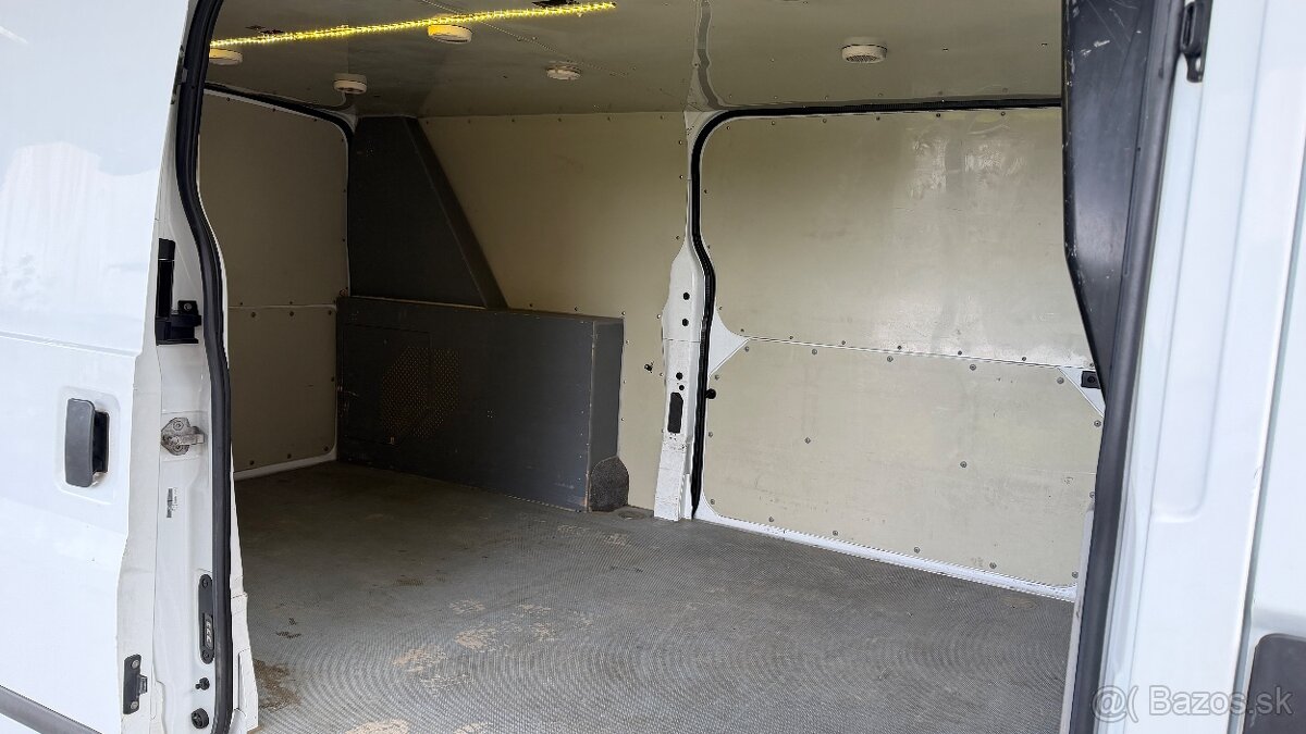 FORD TRANSIT 2x posuvné dvere - 8