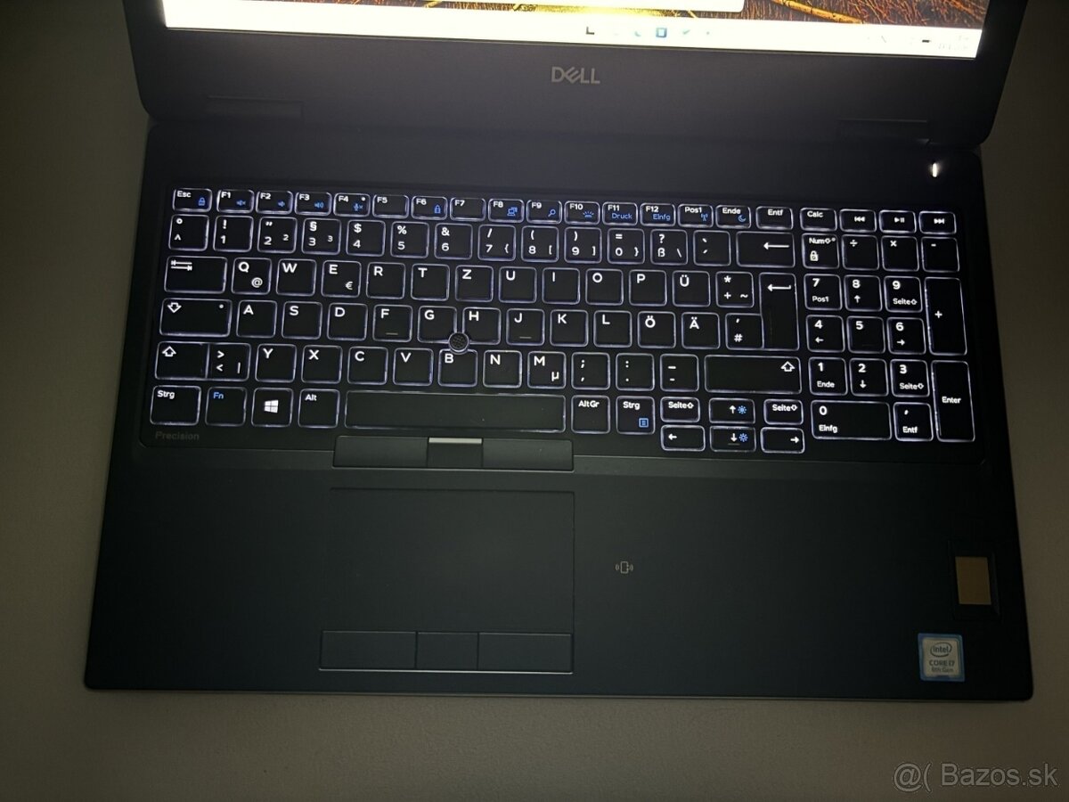 #134 - Dell 7530/i7 8850H/32GB RAM/4GB nVidia/512GB SSD - 8