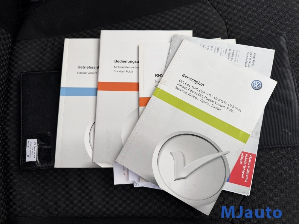 🔥 VOLKSWAGEN PASSAT COMBI 1.6 TDI Možná výmena/leasing - 8